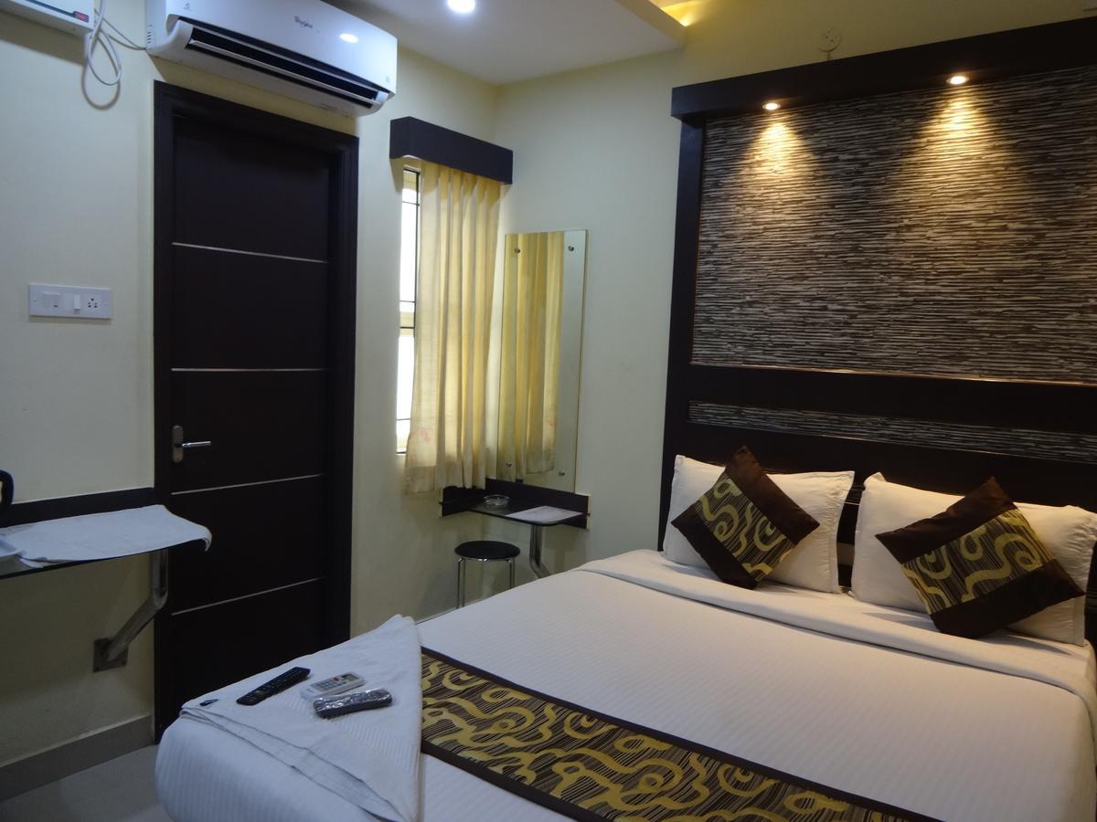 Hotel White Mount Τσενάι Εξωτερικό φωτογραφία